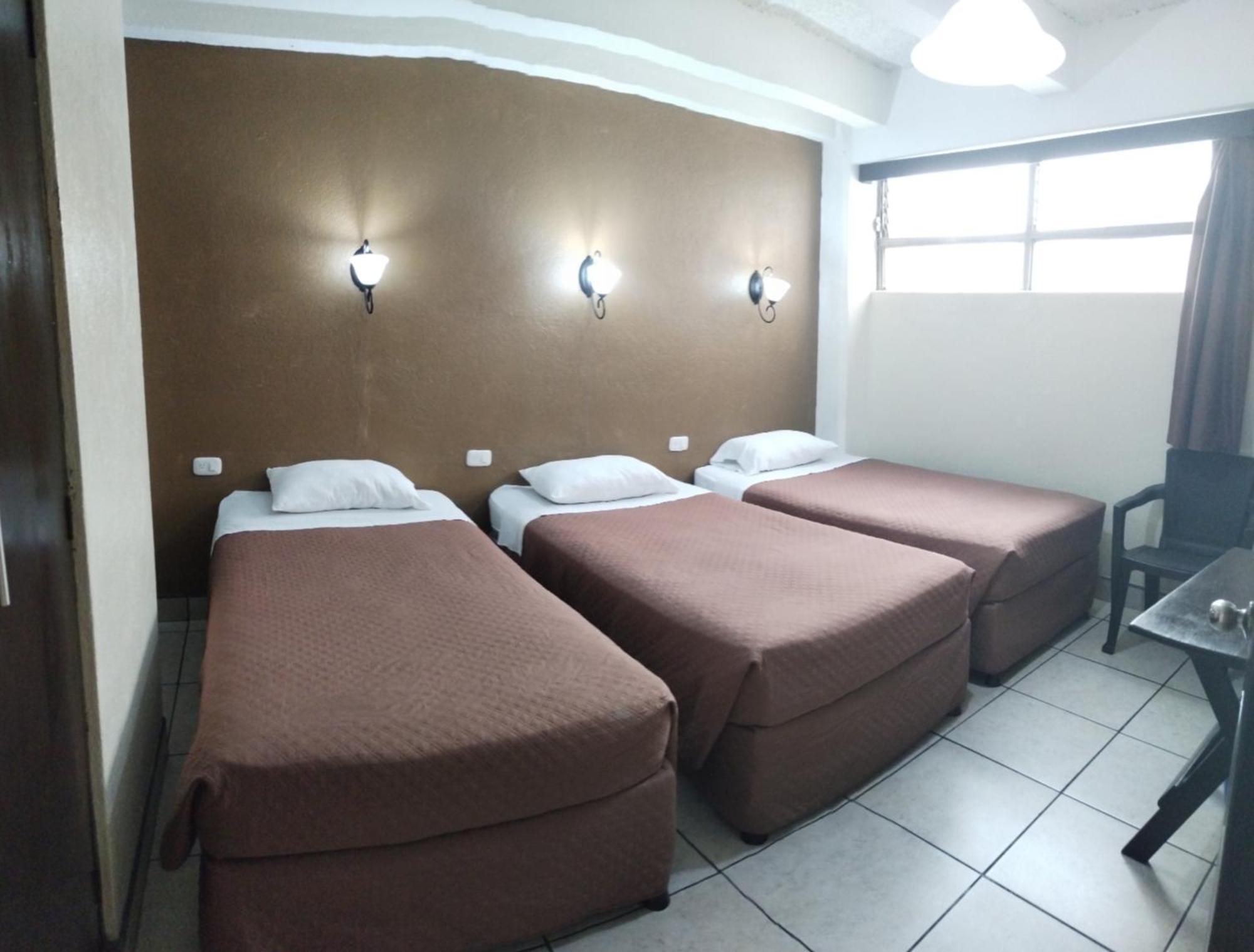 Hotel Capri Guatemala City Exteriör bild